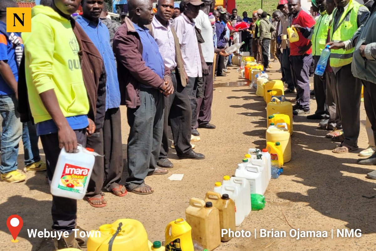 e_fricanews's tweet photo. The News has just informed me that there might be a serious shortage of Fuel. I don't know how we're going to get through this. Unless our Government ACTS Swiftly.
#FuelShortage #NyooshaShilingi I Jubilee I Meru I National Oil I Marshall Muthoni I EPRA I Karen https://t.co/Pl8Jl5nrQw
