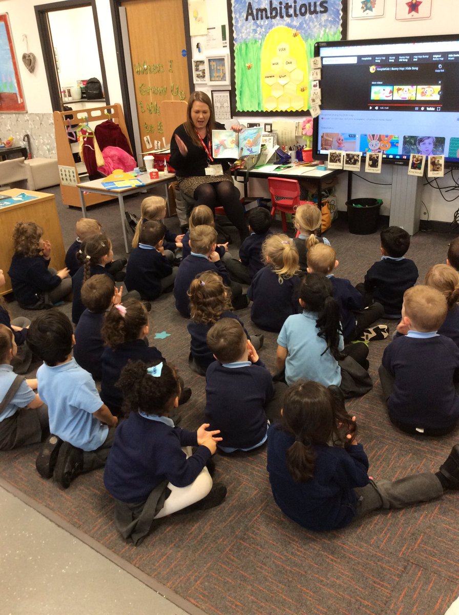 Miss Stallard’s Bookworms tweet media