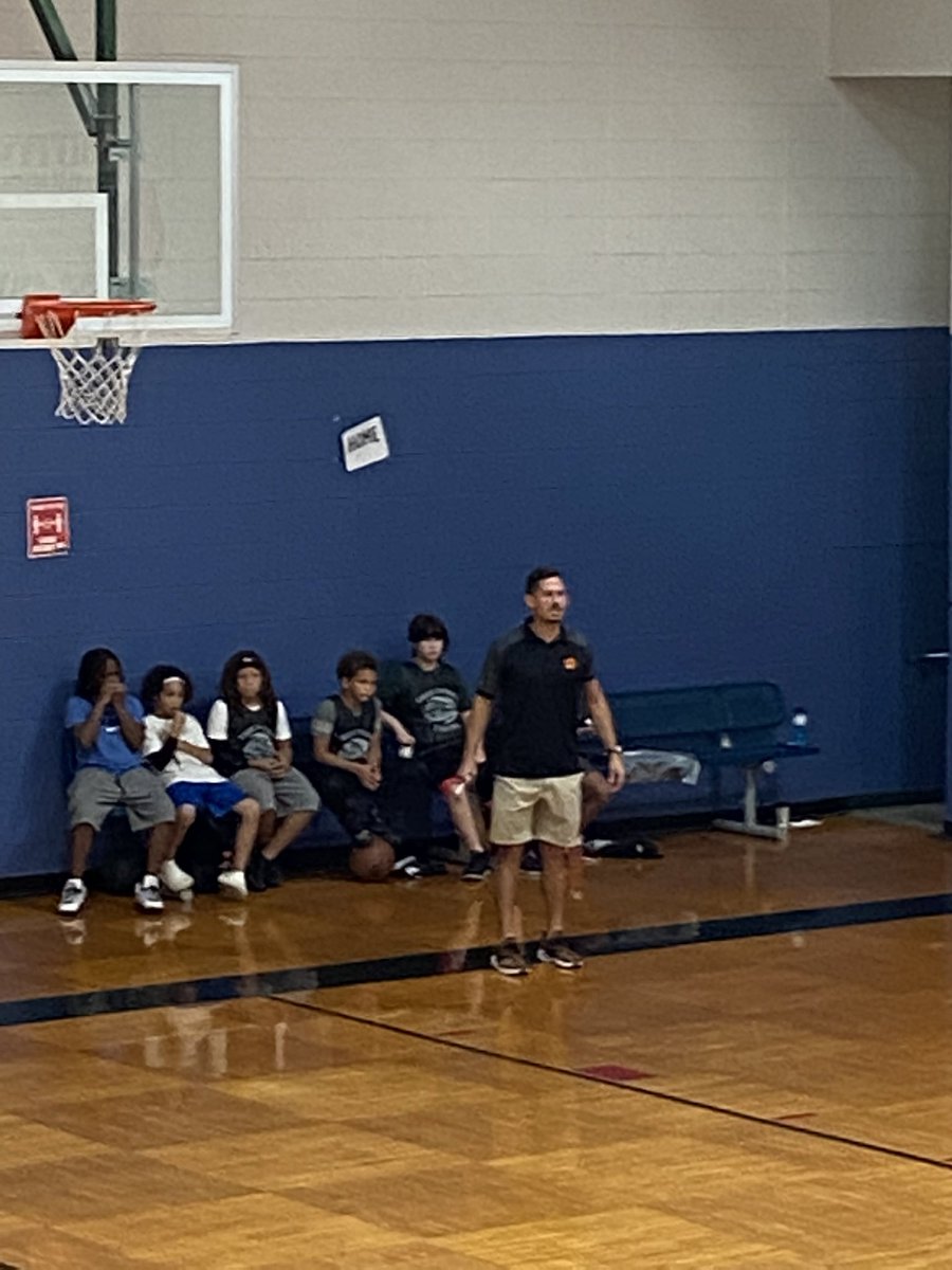 This week is Assistant Principal Appreciation Week, and our School Community Liason, Mr. Broderick fulfills many of these same responsibilities. We appreciate all he does to keep us on the right track! <a href="/officialSPS/">Springfield Public Schools</a>