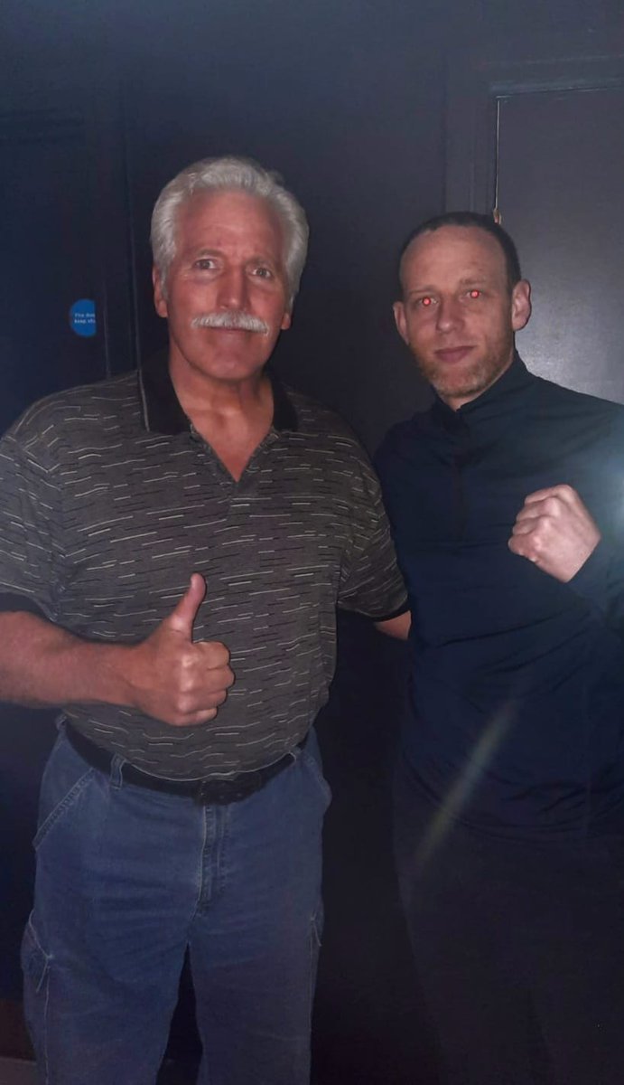 deanmonks2's tweet photo. Unbelievable to meet the legend @danbeastsevern thanks for the pic #ufcicon #legend #truechampion https://t.co/qryNTGVJwV