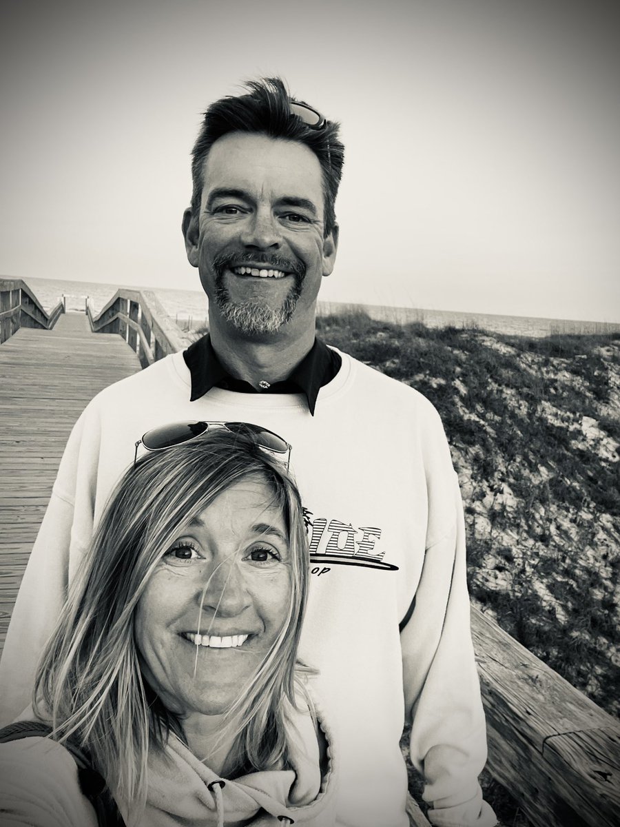 pjrturf's tweet photo. 20 years together LFG!!! We look good https://t.co/P8vHwKqjqS