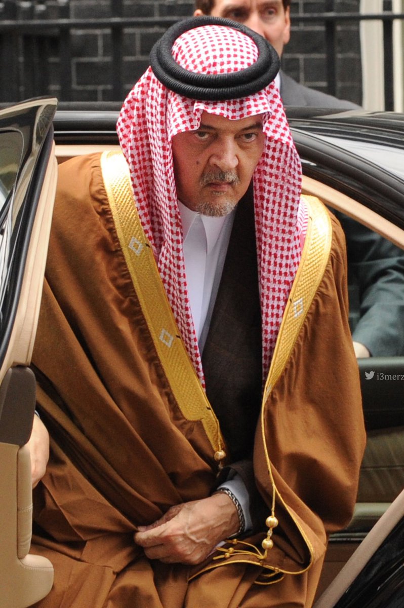 في أحد المُؤتمرات الدوليه قال :

سعود الفيصل رحمة الله ... 

نحنُ العرب ..

نحنُ في المملكة العربية السعوديه ..

" لا ننكث بـ الوعد كما لا نرتضي الوعيد "