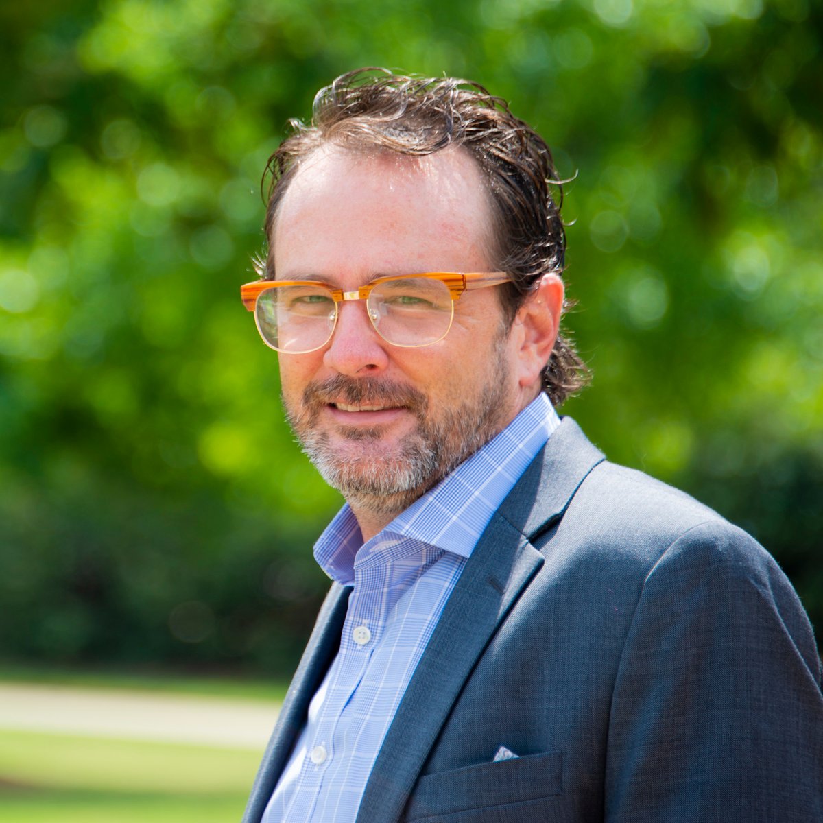 MSU_AG's tweet image. Cultivating Rural Entrepreneurship for Community and Economic Vitality: A Case Study of Small Fashion Business in MS is the title of award-winning research by #MAFES scientists Caroline Kobia and Charles Freeman, @HumanSciences! memo.msstate.edu/story.php?id=6…