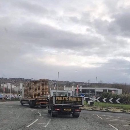 Thrilling chase underway.