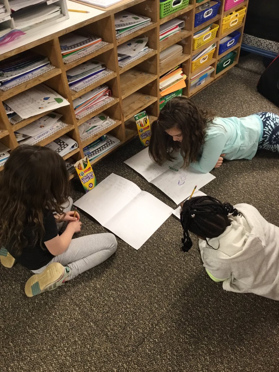CRASMrsEnnis's tweet photo. Finishing our scripts for our Phonics Professor commercials. We can construct and demolish words like experts! #TCRWP #UOSPhonics #fts4rkids https://t.co/UlqjiAgcZy
