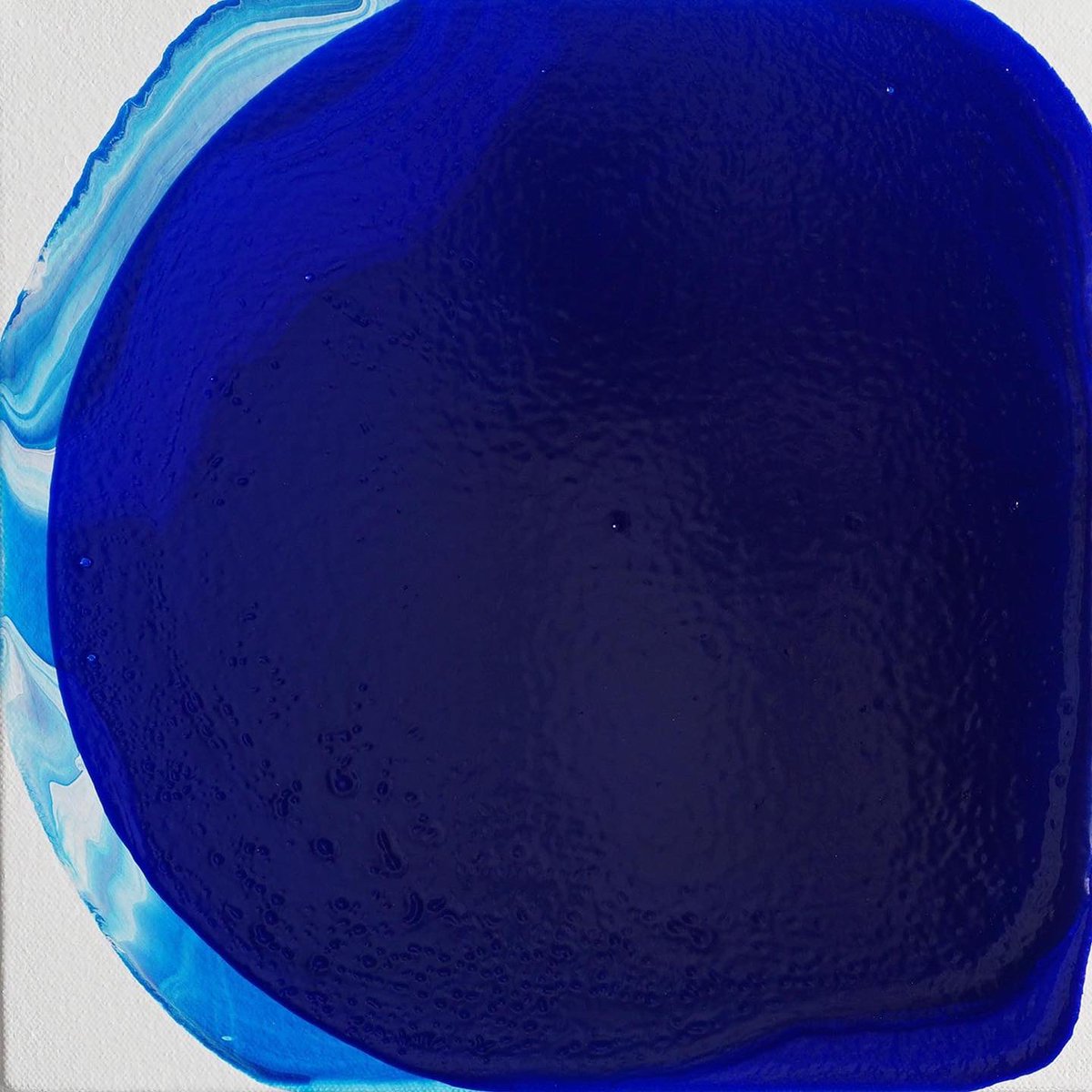 mugimugi78's tweet photo. [painting works]
「lluminous dropping 2021 SSM-01」
「lluminous dropping 2021 SSM-02」
「lluminous dropping 2021 SSM-03」

制作:2021年
22.7×22.7×4cm
acrylic on canvas

#中島麦
#luminousdropping https://t.co/Ol7hQLK2UX