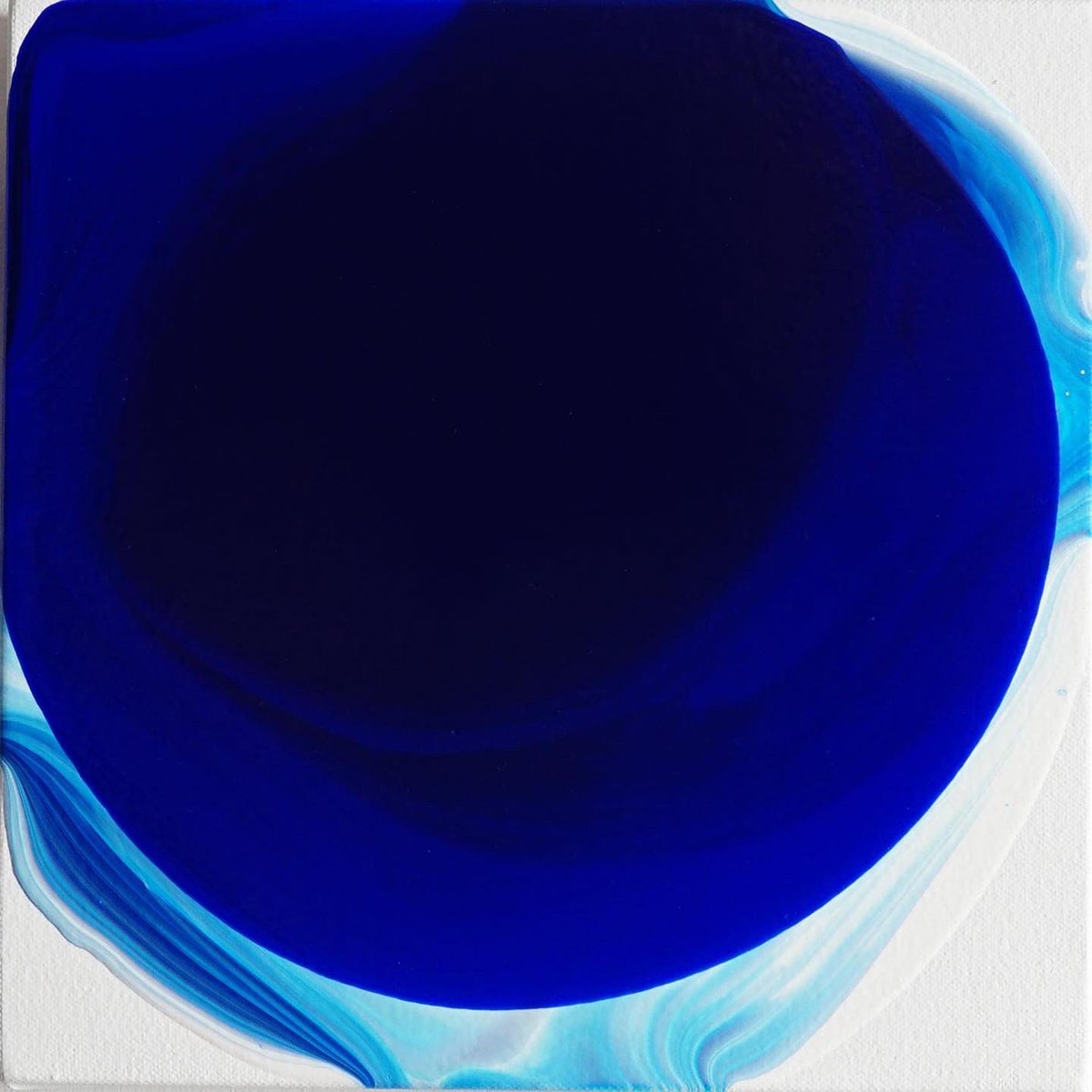 mugimugi78's tweet photo. [painting works]
「lluminous dropping 2021 SSM-01」
「lluminous dropping 2021 SSM-02」
「lluminous dropping 2021 SSM-03」

制作:2021年
22.7×22.7×4cm
acrylic on canvas

#中島麦
#luminousdropping https://t.co/Ol7hQLK2UX