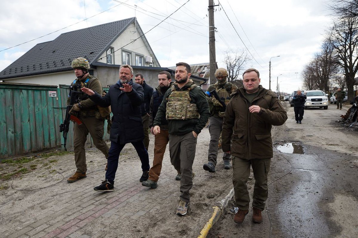 ChristopherJM's tweet photo. President Zelensky visited the scenes of Russian atrocities outside Kyiv today.

“With my own eyes I saw Bucha, Irpin, Stoyanka after the occupation. We will do our best to bring them back to life as soon as possible,” he said on Telegram. 

📸 via his office https://t.co/XsGSkvZbm4