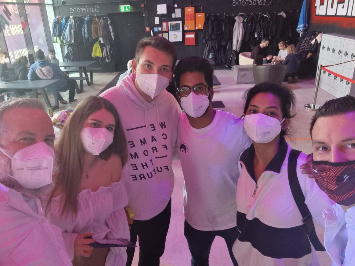 JuiYuu's tweet photo. Yesterday we played black light minigolf in vienna for the first time, which was a lot of fun! 🥰 https://t.co/r6p4f7Qa1h
