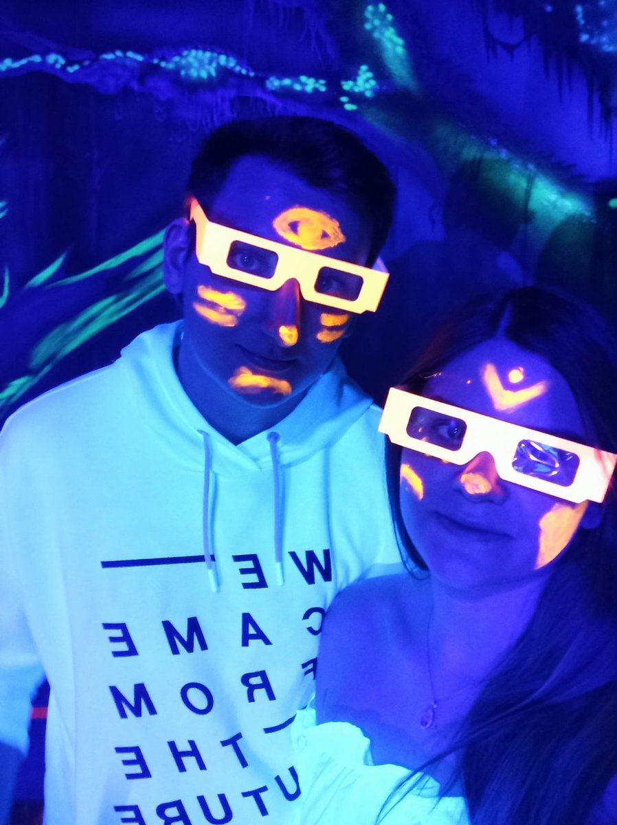 JuiYuu's tweet photo. Yesterday we played black light minigolf in vienna for the first time, which was a lot of fun! 🥰 https://t.co/r6p4f7Qa1h