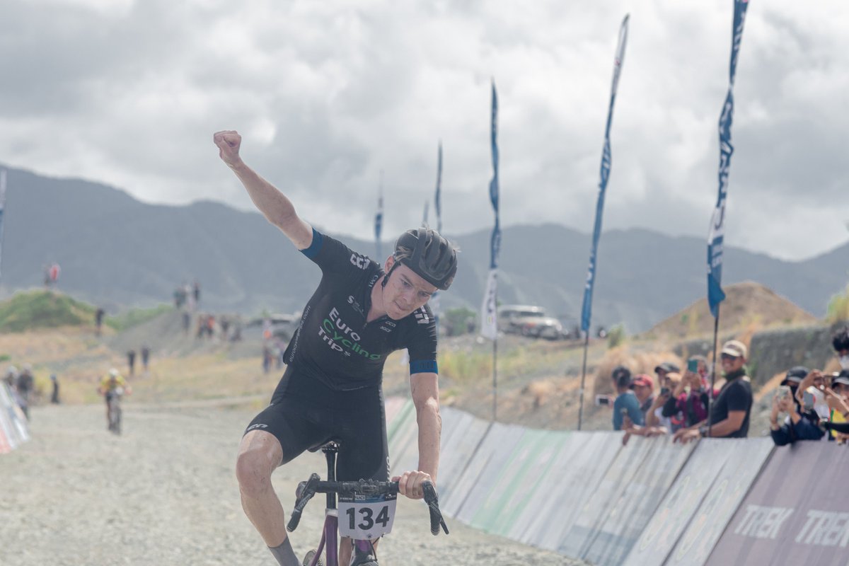 PCheng311's tweet photo. pcheng311
I got my first break from covering sports photography. Getting a chance to shoot the 2022 UCI Gravel World Series Philippines is an honor and a delight to be part of a global sporting event. Hope to catch you guys again behind the lens.
#UGWS #UGWSPH #photography https://t.co/9Qe3IU0qHm
