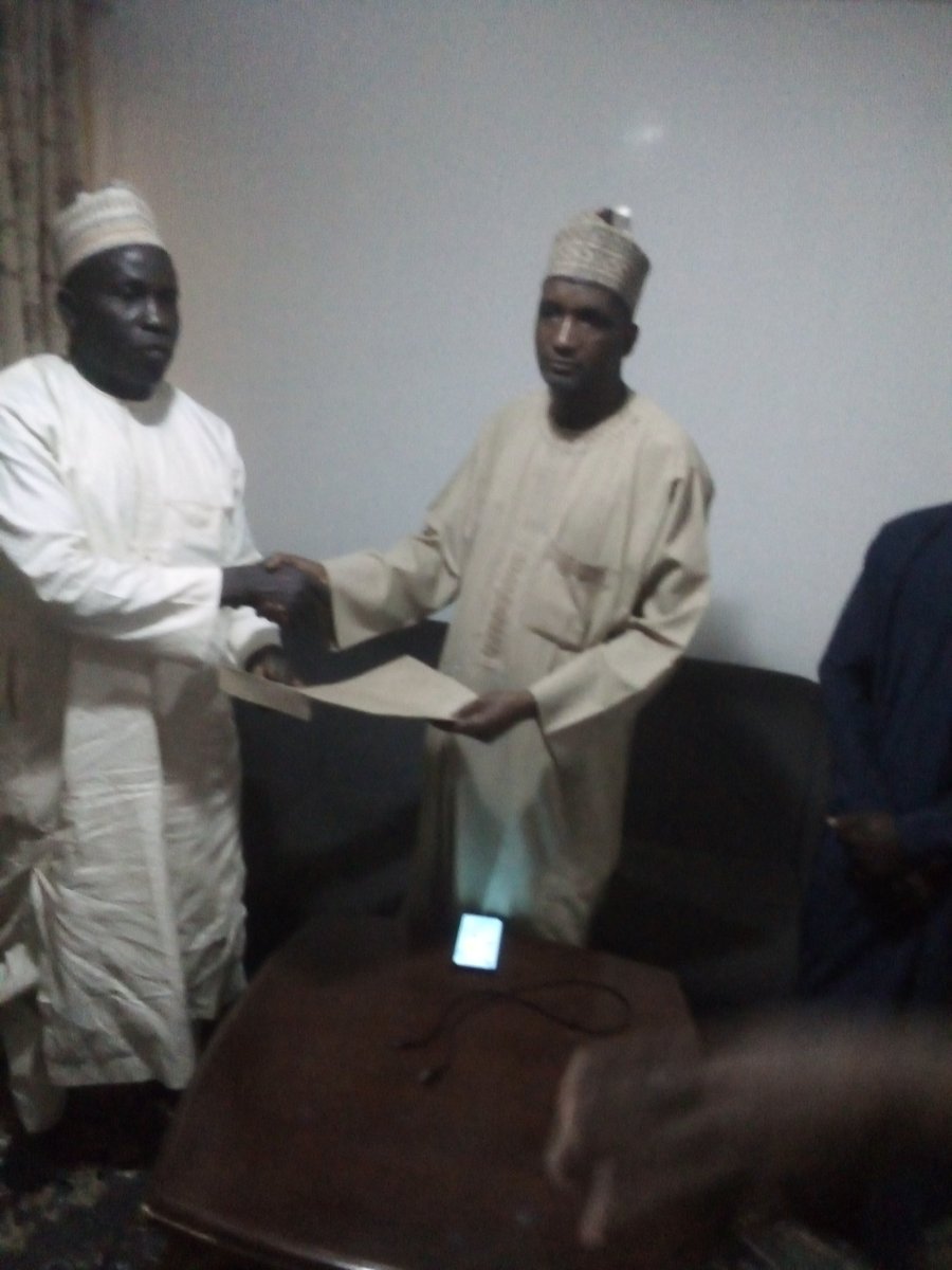 BalarabeGajida's tweet photo. I will be the first member to support Local Government administration and financial autonomy in Kano State House of Assembly said Muhammad Bello Butu-butu.

#kanocbossupportlgaautonomy https://t.co/vNn7KE3gxB