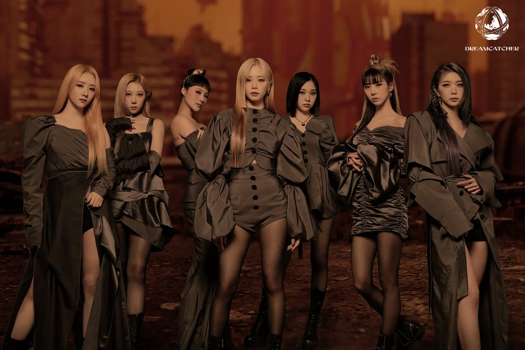 FoxBoxKPop's tweet photo. 🇬🇧 Dreamcatcher posts teaser images of the group for their 2nd album 'Apocalypse: Save us'

🇧🇷 Dreamcatcher posta imagens teaser do grupo para o seu 2º álbum 'Apocalypse: Save us'

#Dreamcatcher #Dreamcatcher_Comeback #DREAMCATCHER_Apocalypse_Save_us #dreamcatcher_apocalypse https://t.co/N99CYnRZko