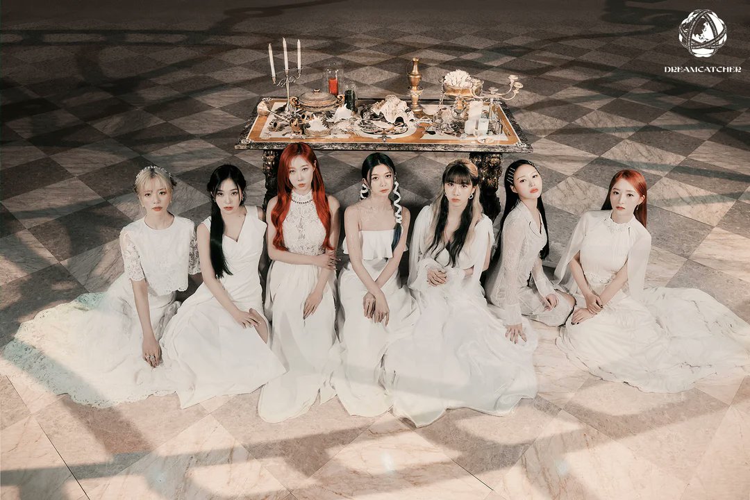 FoxBoxKPop's tweet photo. 🇬🇧 Dreamcatcher posts teaser images of the group for their 2nd album 'Apocalypse: Save us'

🇧🇷 Dreamcatcher posta imagens teaser do grupo para o seu 2º álbum 'Apocalypse: Save us'

#Dreamcatcher #Dreamcatcher_Comeback #DREAMCATCHER_Apocalypse_Save_us #dreamcatcher_apocalypse https://t.co/N99CYnRZko