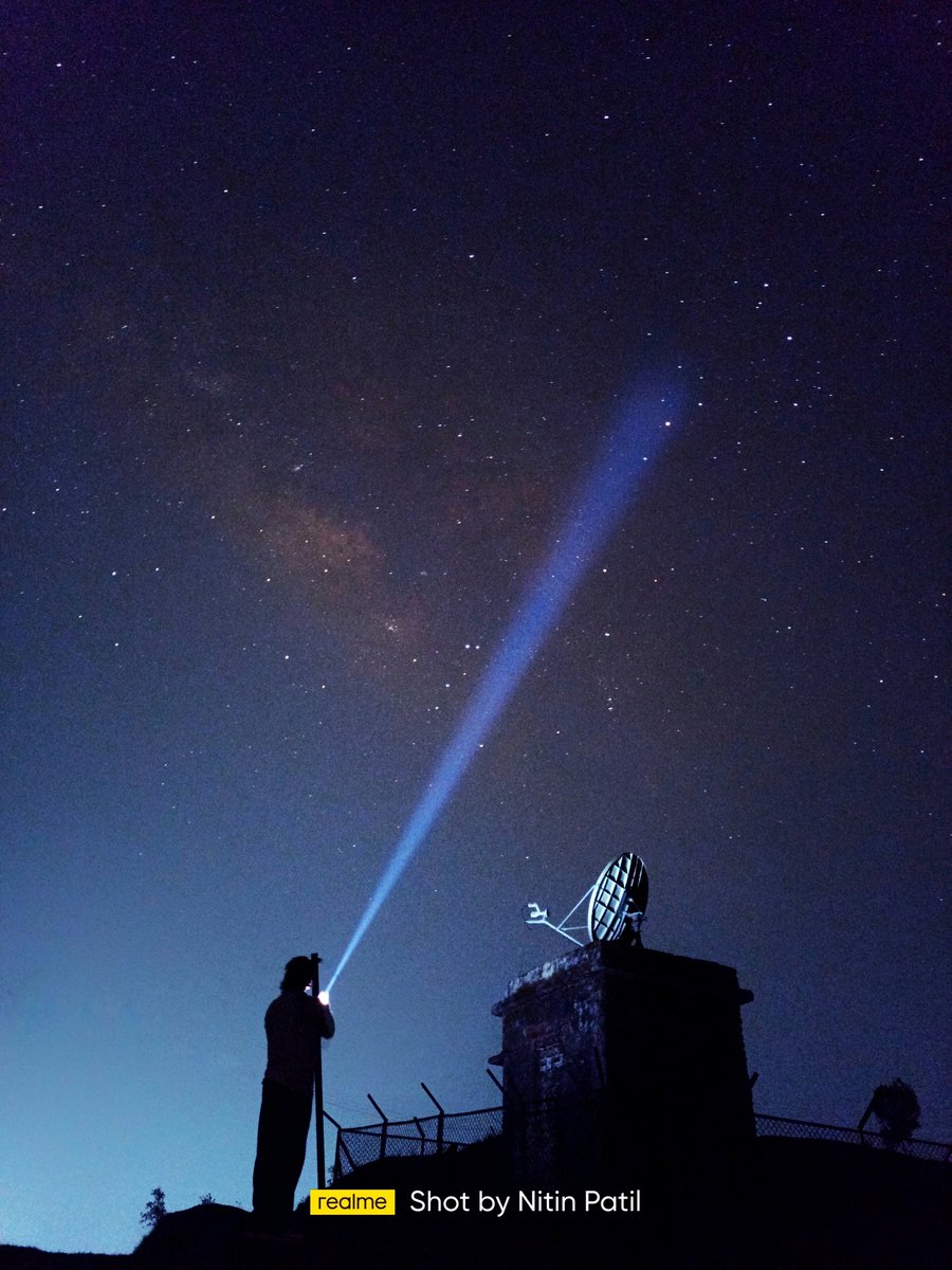 megapixel_beast's tweet photo. This is my entry for Photography Challenge 
"Capture the two source of light in one frame!" 
32" iso6200 f/1.8 4700k
#realmePhotoExpedition
#CaptureTheLight #Shotonrealme
@MadhavSheth1 @FrancisRealme
@bhawna_20 @realmelndia
@harisree24 @realmeTechLife
@NeonVikash @AayushiiiSingh https://t.co/g20JIMt5PI