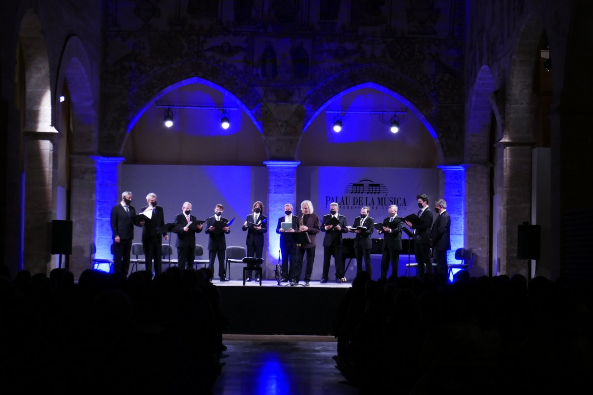 FestivalMHA's tweet photo. El @CorLluisVich nos deleitó con un concierto muy especial, combinando música religiosa de origen valenciano con la improvisación al saxofón de @PericoSambeat🎷Os esperamos el próximo domingo, 10 de abril a las 19:30, en el concierto de @CDMinistrers👉https://t.co/2zC5j7izTz https://t.co/0zuHeIkiWY