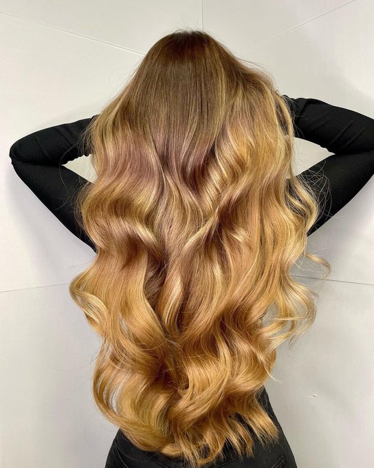 NEW HURR WHO DIS https://t.co/bBLO8ZsneU