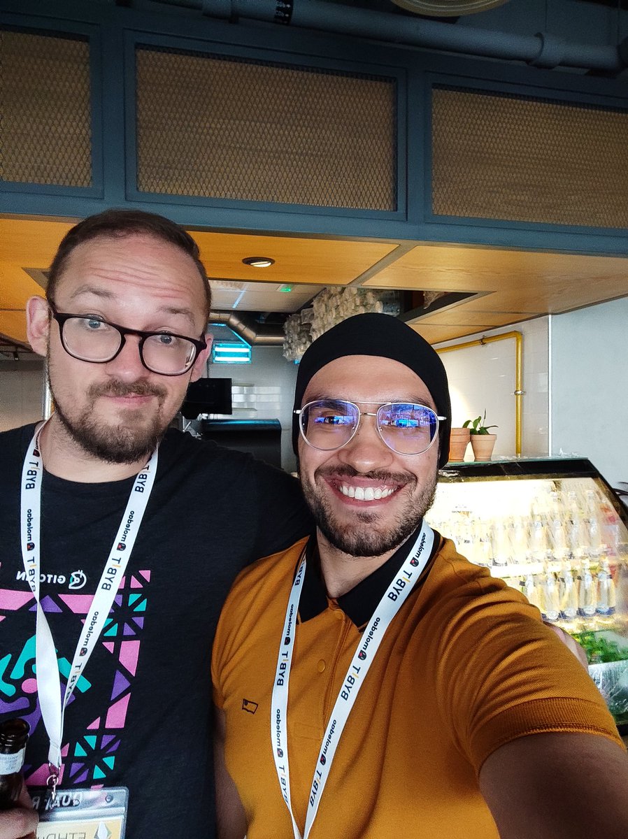 Viraz04's tweet image. Finally got a chance to meet IRL. 😅

An Amazing Mentor &amp;amp; one of the most humble and kind people I know. 🙂😇

Looking forward to continuous building. 
#SpeedRunEthereum