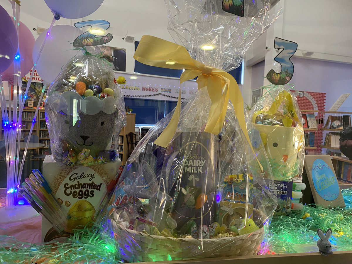 Lift_Unity_City's tweet photo. Such eggcitement today around the UCA library! Students are developing their skills at multi-step problem solving -a book hunt with amazing prizes on offer! 💜🐣 #TeamUCA #HPL https://t.co/dwj92Vug4v