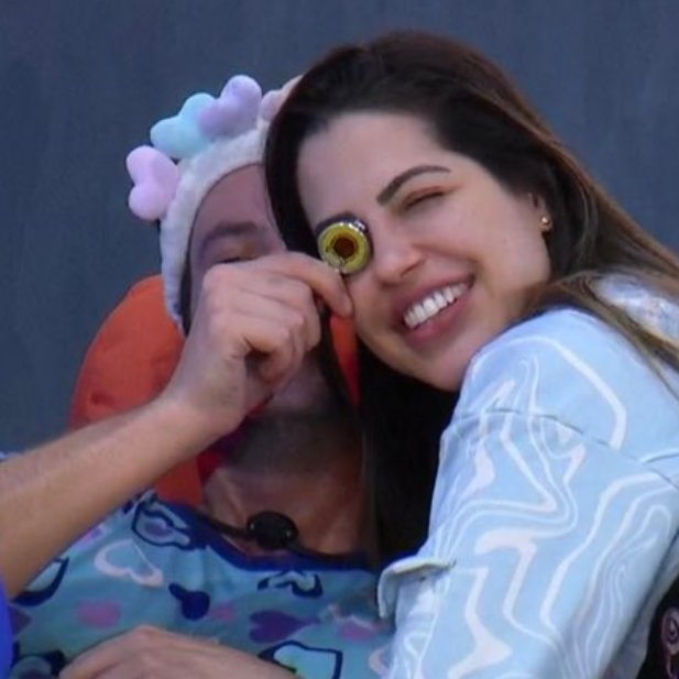 clara_tuiteira's tweet photo. A doutora pediu e eu tô indo votar no mozão dela! Boraaaa #ForaGustavo https://t.co/rXj94qtU3i