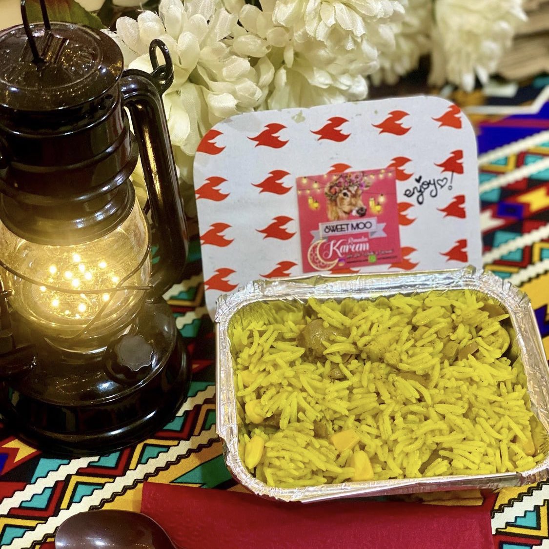 noraalamin's tweet photo. صور للأكل البكون قاعد جوا البوكس😍😋💛 https://t.co/63CeajFETj