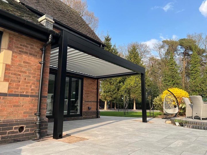LanaiOutdoor's tweet photo. The Iris from Lanai in powder coated black aluminium to match the current doors and windows. This model also has RGB lighting around the perimeter. Size is 4.8m x 3.6m
 
Please contact us on info@lanai-outdoor.co.uk with any enquiries. https://t.co/85fucAuXDP