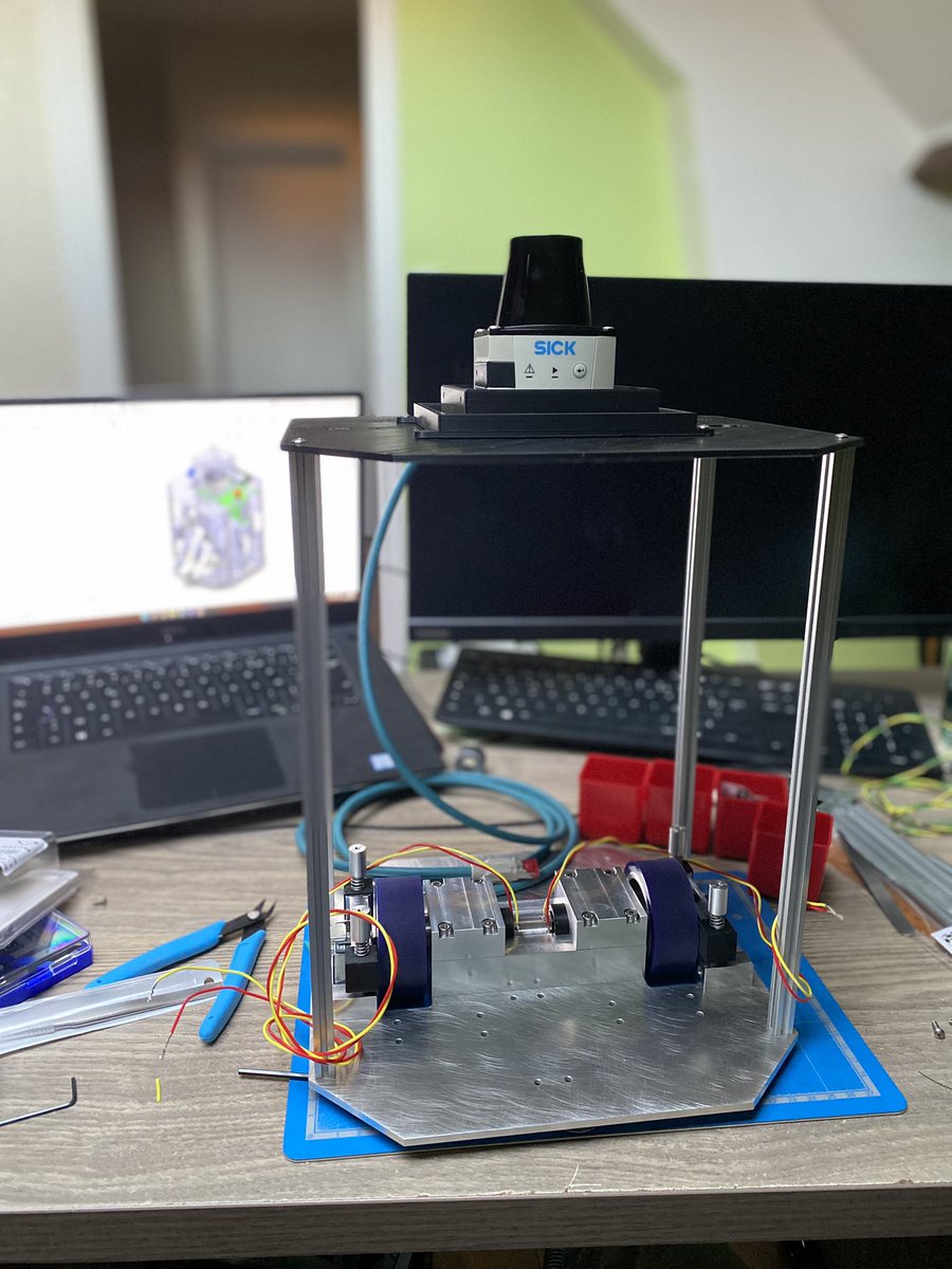 TEAM_BroBOT's tweet photo. Ce week-end c’était 100% #Robot chez BroBOT ! 🤖🦾

1. Montage de la @Artillery3d1 SW X2 et mise en place du PLA @3DFilimprimante

2. Installation du Lidar @SICKFrance

3. Design de petites alims custom #Traco pour test du proto base roulante

Next : Premiers tours de roues ! 🏎 https://t.co/VE5LZJBYc1