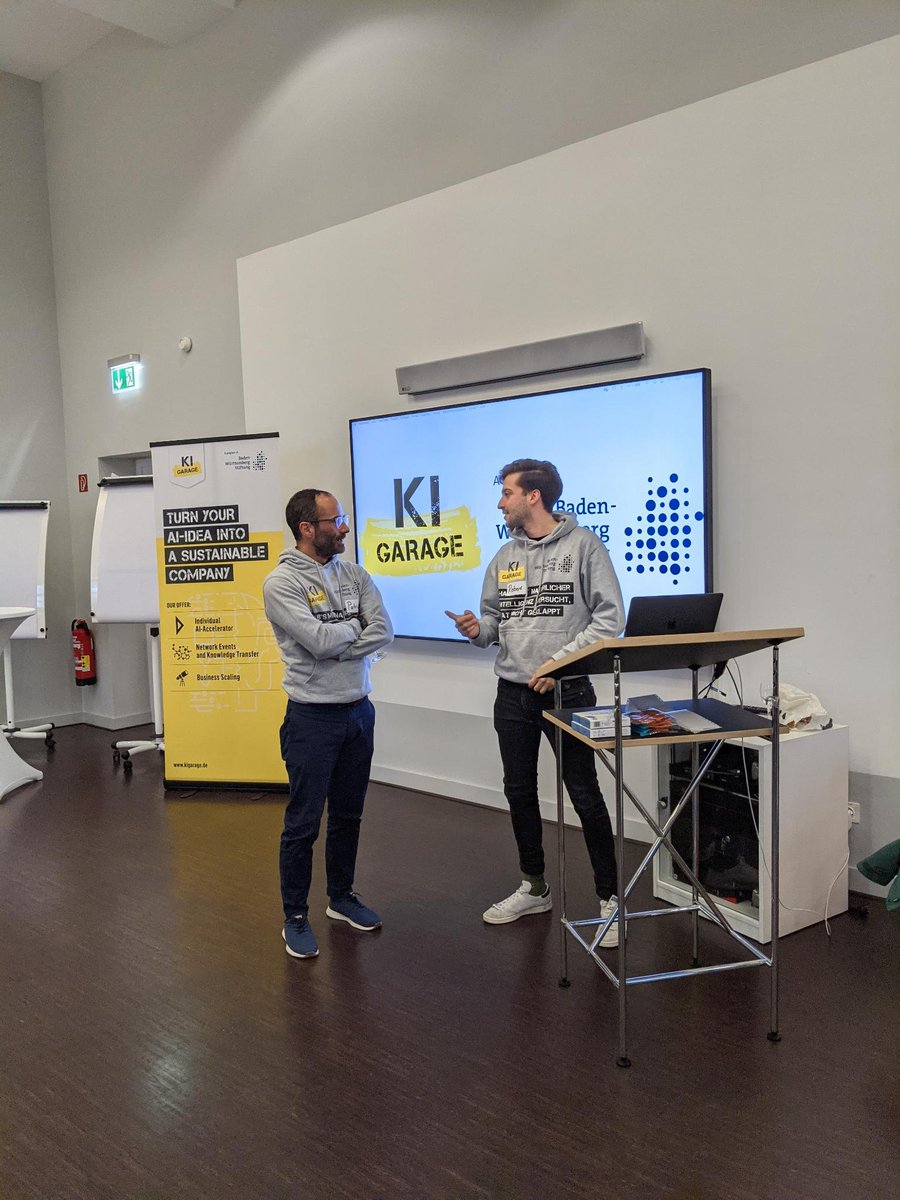 garage_ki's tweet photo. 🔥 #Seven teams, seven great ideas and seven passionate stories that we will support the next two months. AI RISE Kick-Off in Mannheim with:

👉🏼 @ForecastyAI, @Istari_ai, medicalvalues GmbH, @Bytefabrik, Synthavo, @codefy_ai, Ventecon Technologies

📈 Let’s RISE together! https://t.co/MGYCSQPjxt