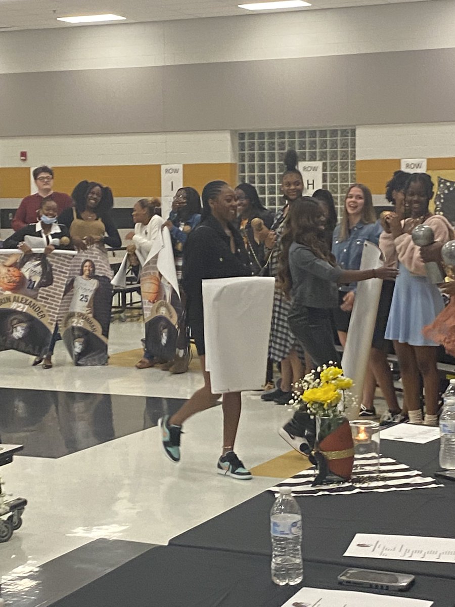 MCHS Lady Trojans Basketball tweet media