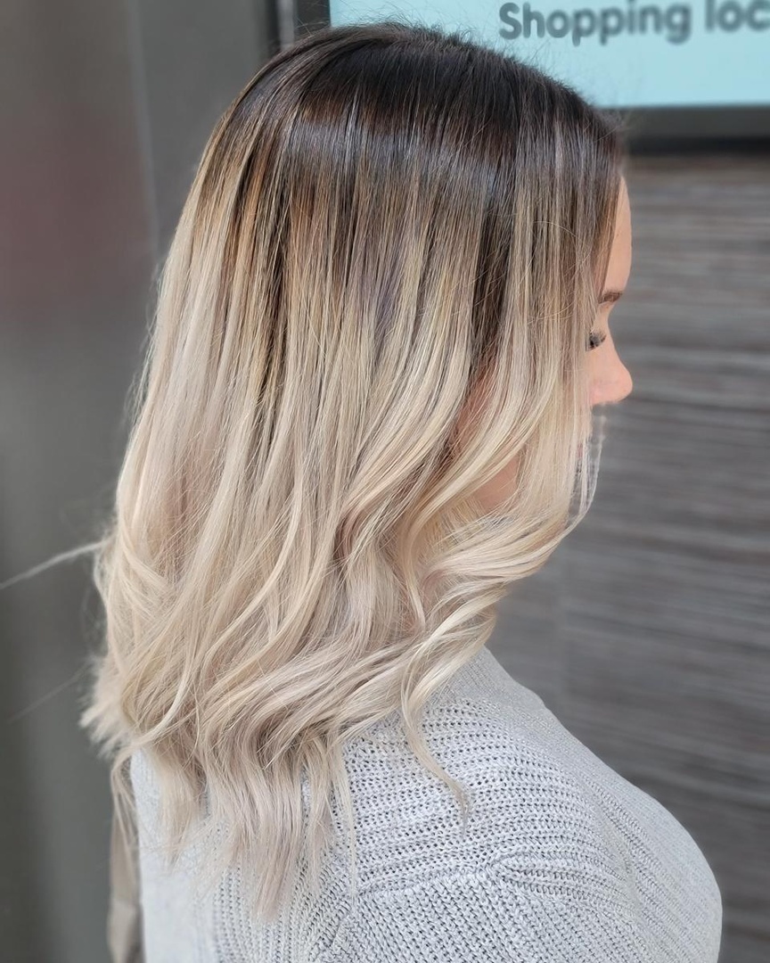 shopbowerplace's tweet photo. Psssst! This is a sign to refresh your hair for Spring. ✨ This #hairspiration is by Sabrina at our very own @ChattersHair.
📸: @sabrina.k.hair (IG)
#RedDeer https://t.co/oT2tbfOdXU