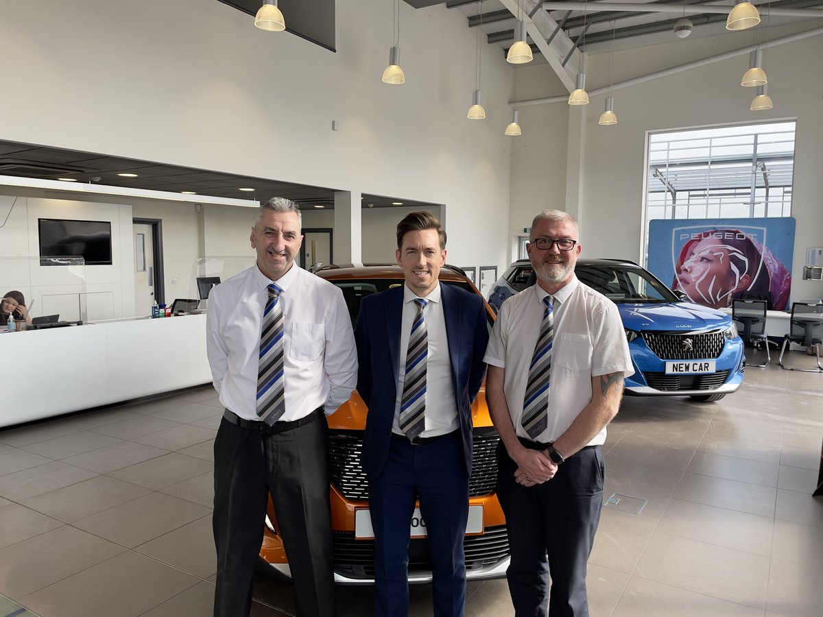 ArburyGroup's tweet photo. #GoodLuck to Heath Taylor, who moves on from his existing warranty role into his new position as #WorkshopController!
And welcome back to Arbury for Mark Cavaliere, who's our new #PEUGEOT & #Nissan #WarrantyAdministrator in #Bromsgrove & #LeamingtonSpa! @NissanUK @PeugeotUK https://t.co/FmLdGVSumh