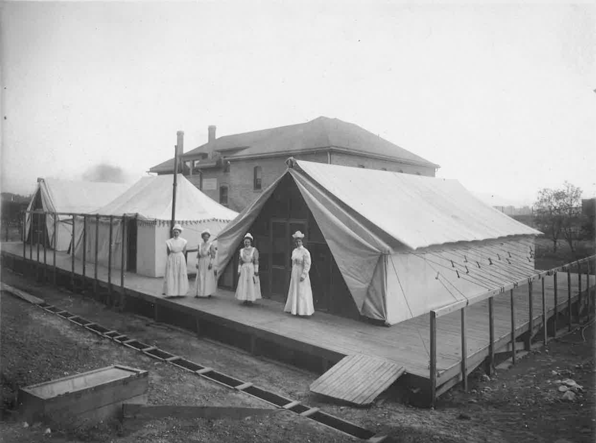 MstarHealth's tweet photo. Then &amp; Now: From one doctor to 500+ providers &amp; 1,500 colleagues... In 2022, @StMarksHosp is celebrating its 150th anniversary! WOW!!! St. Mark's is Utah's *FIRST* hospital and we are proud of our history in @MillcreekUT &amp; Utah! #UtahsFirst #StMarks150

https://t.co/RmTguOlFoa https://t.co/Ia5XrQg528