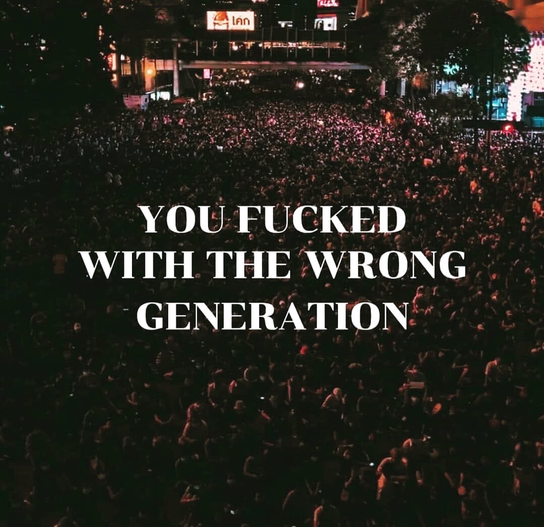 #GoHomeGota2022
#GoHomeGota
#gohomerajapaksha
#GiveUsOurStolenMoneyBack
#SaveSriLanka