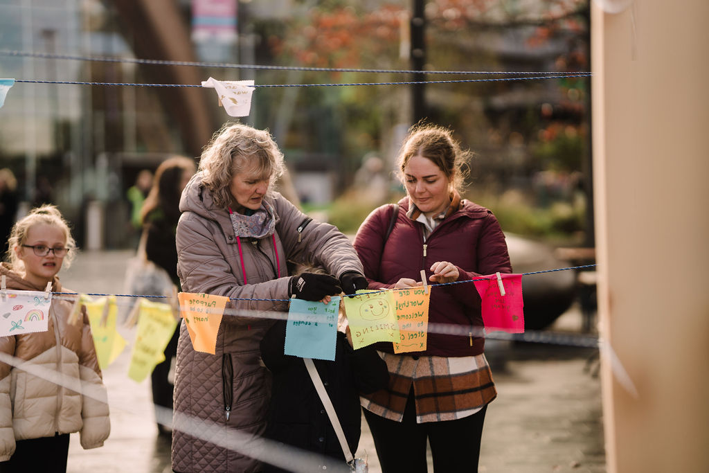 crucibletheatre's tweet photo. Together in the City takes over the Crucible from tomorrow!

Join us for a fun-filled two-day celebration as we showcase the creative talents of our local communities.

What's on: https://t.co/gdS9rS0xpB 

#TogetherInTheCity

📸 Photos by Becky Payne and Al-Hussein Abutaleb https://t.co/WHmu9TTG3W