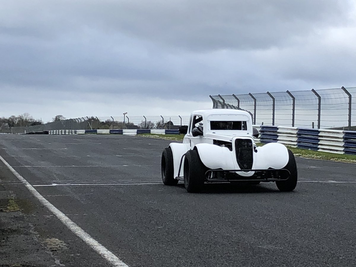 KirkistownTrack's tweet photo. Richard Spence testing his “new” Legend. https://t.co/GkWUzvIyfQ https://t.co/RVfUni4g9u
