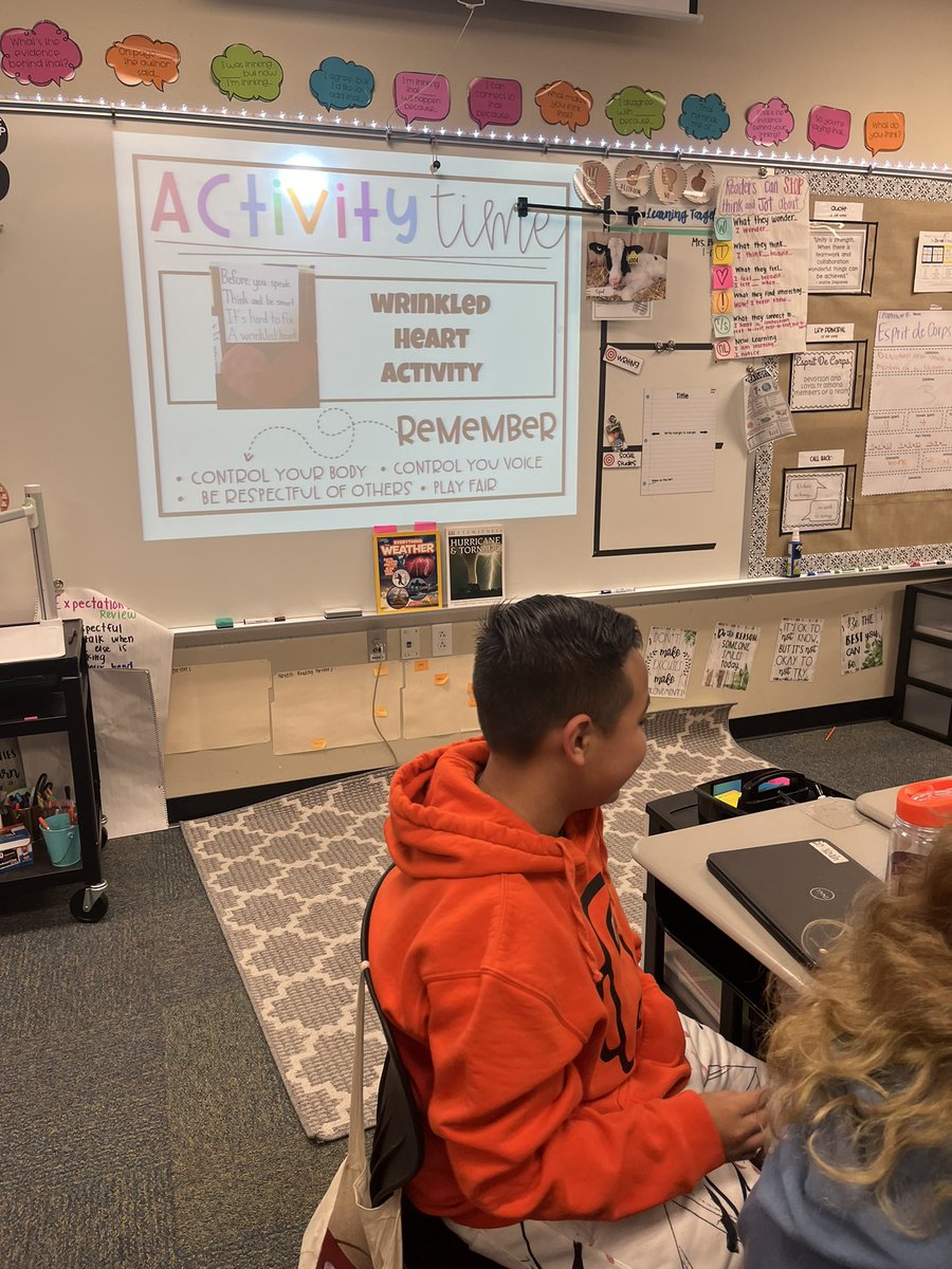 MrsKatieHaydin's tweet photo. Before you speak, think & be smart, it’s hard to fix a wrinkled heart 💗 started our Monday morning off with a powerful message about using kind words! #buildingrelationships #morningmeeting #positiveconnection @ClaraLoveES https://t.co/NDAua8TSQ5