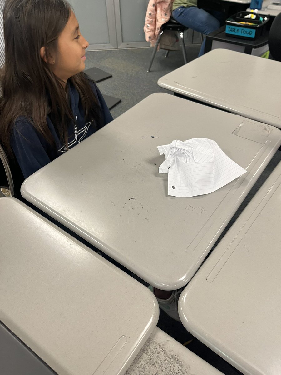 MrsKatieHaydin's tweet photo. Before you speak, think & be smart, it’s hard to fix a wrinkled heart 💗 started our Monday morning off with a powerful message about using kind words! #buildingrelationships #morningmeeting #positiveconnection @ClaraLoveES https://t.co/NDAua8TSQ5
