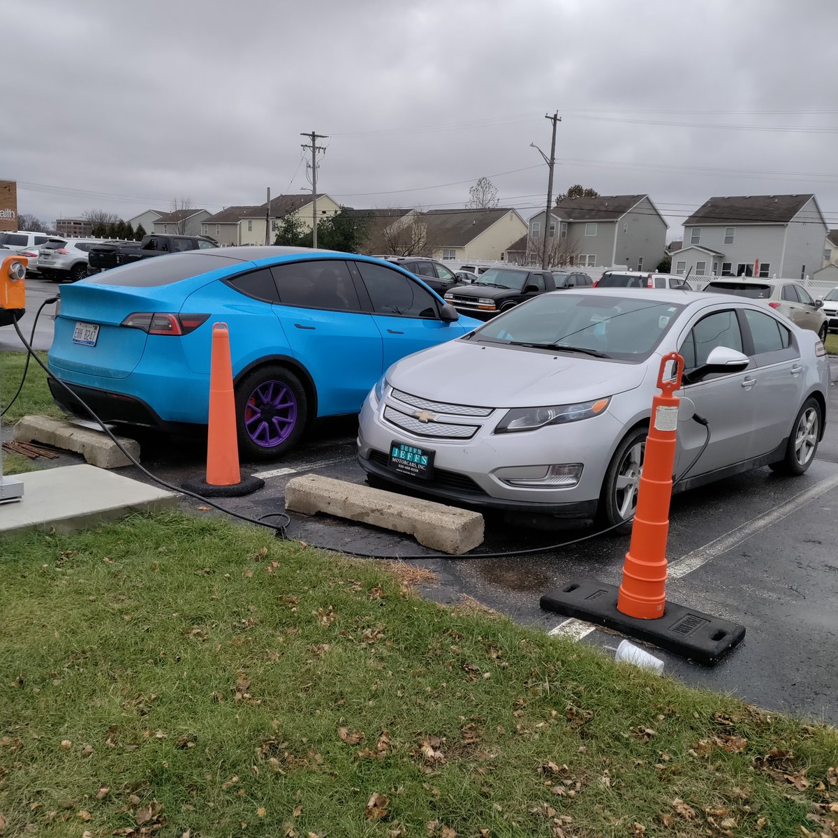 AmazingChevVolt's tweet photo. @jesseb4me @M_at CLEAN ENERGY RETORT™/
Great!
#EVPlugNStay, #WorkPlaceCharging Can Include "Brass" As Well!
Before Dismantled By US "Previous Administration", @ENERGY Had Successful #WorkPlaceChargingChallenge
Encouraging Employers To Perk Staff W/#Loyalty Fringe!
L1 #ParkCharging OK!
+
#LEED! https://t.co/X3yBoTjaxA