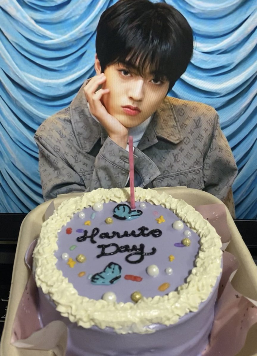 treasureuharu's tweet photo. 🎉 300 GCASH GA 🎉

1 winner only

Mechanics:
- like &amp; rt
- DROP THE TAGS FOR HARUTO 🦋
@treasuremembers https://t.co/zNQfwhQibF
