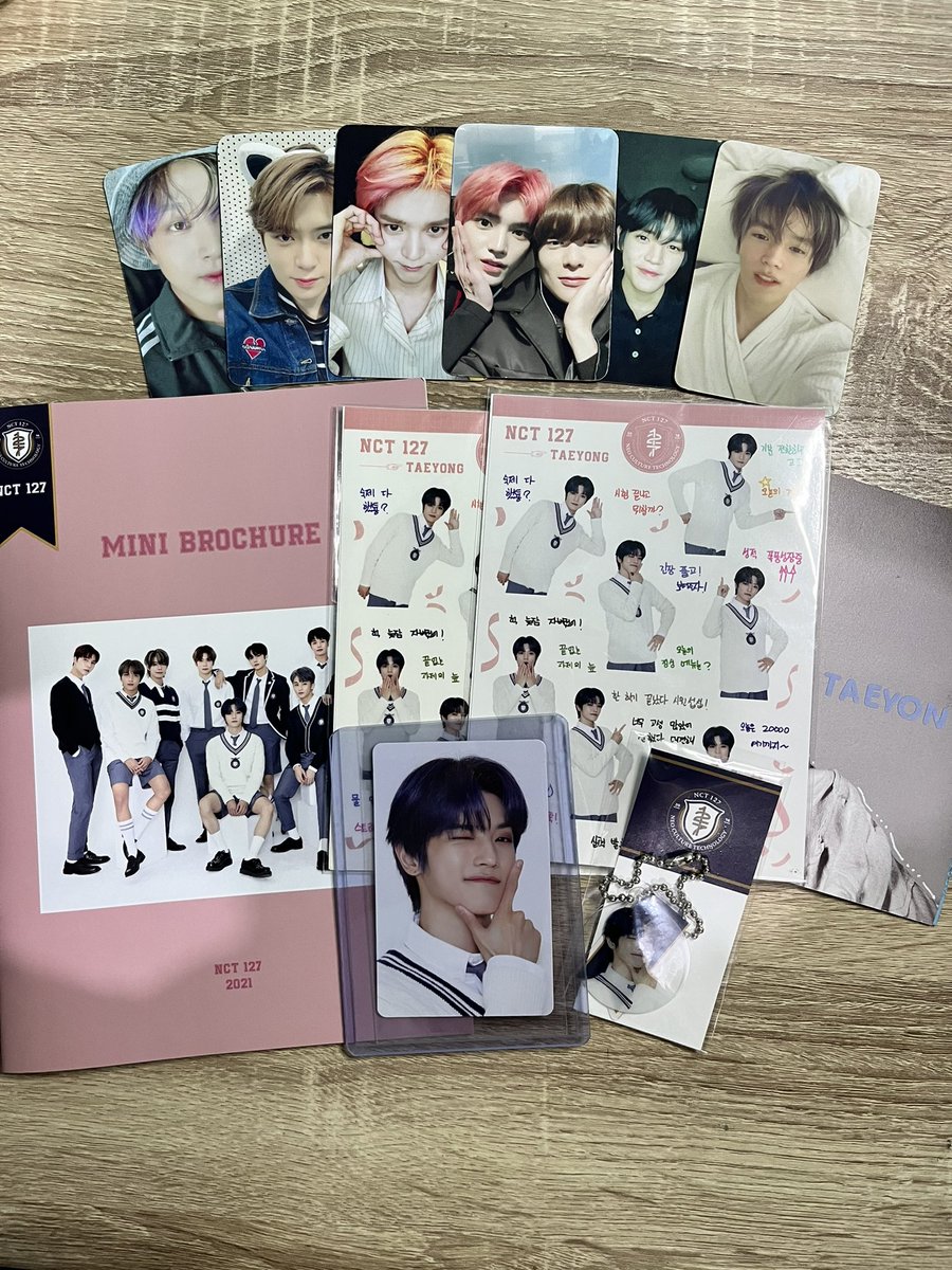 4jeonglee's tweet photo. this feedback is long overdue but thank u sm to @_neocarts for handling this tingi!! thank you rin to @kirupocket for selling these 🤍 really appreciate the secure packaging and the tons of freebies!! (nakain ko na yung snacks and candies HAHA)

#_neocartsfeedback #fromkillua https://t.co/7sxgIECPnL