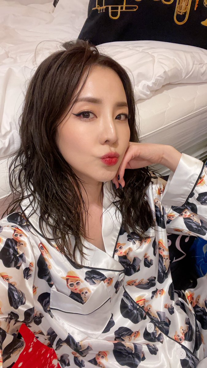 krungy21's tweet photo. 잘자💋 https://t.co/ASsPpk9g2V