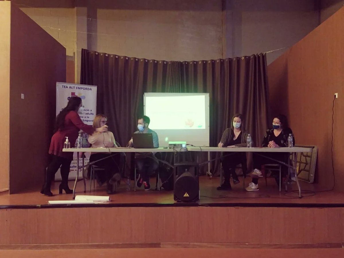 TEAcompanyem tweet media