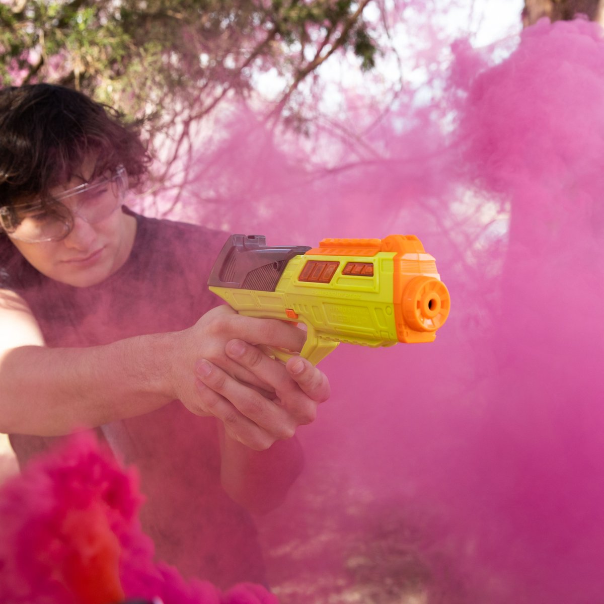 DartZoneBlaster's tweet photo. 💧 Command the gel blaster field with the Hydro Strike Nebula Pro Gel Bead Blaster! This spring-powered blaster has a stand-out style that won’t slow you down. Get into the game with a blaster built for speed ⚡. Available  @Walmart 
#hydrostrike #nebula #geltek #gelbeadblaster https://t.co/remqmCYjeT