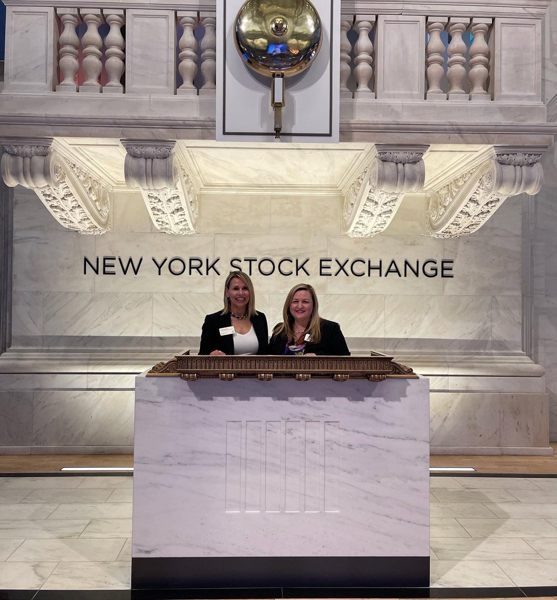 rachel_stultz's tweet photo. What a special day @NYSE ringing the opening bell as @BreadFinancial 🔔 https://t.co/D2LHe11VfO