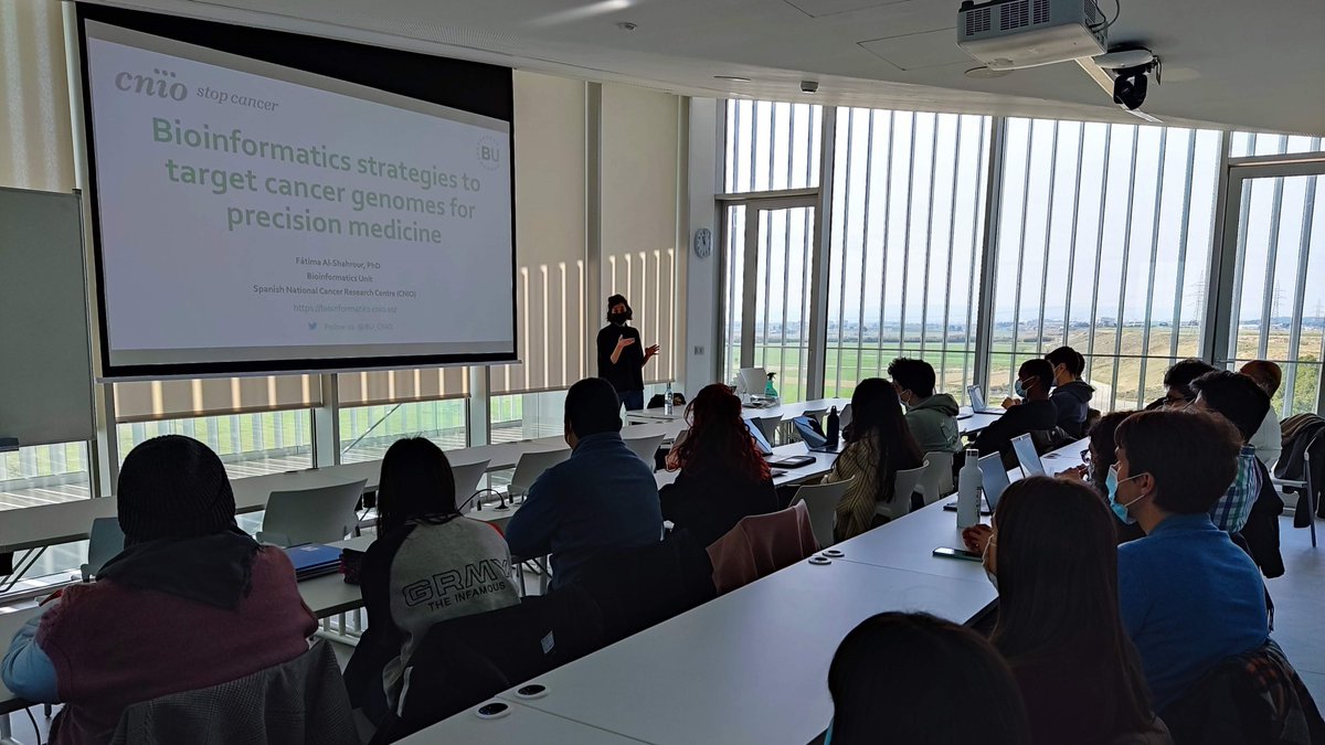 BioinforUSJ's tweet photo. Esta mañana hemos recibido la visita de Fátima Al-Shahrour (@falshahrour) que ha impartido una charla titulada "Bioinformatics strategies to target cancer genomes for precision medicine"

Ha hablado de la medicina de precisión y de las herramientas que está impulsando @BU_CNIO https://t.co/OoYDaGTX8V