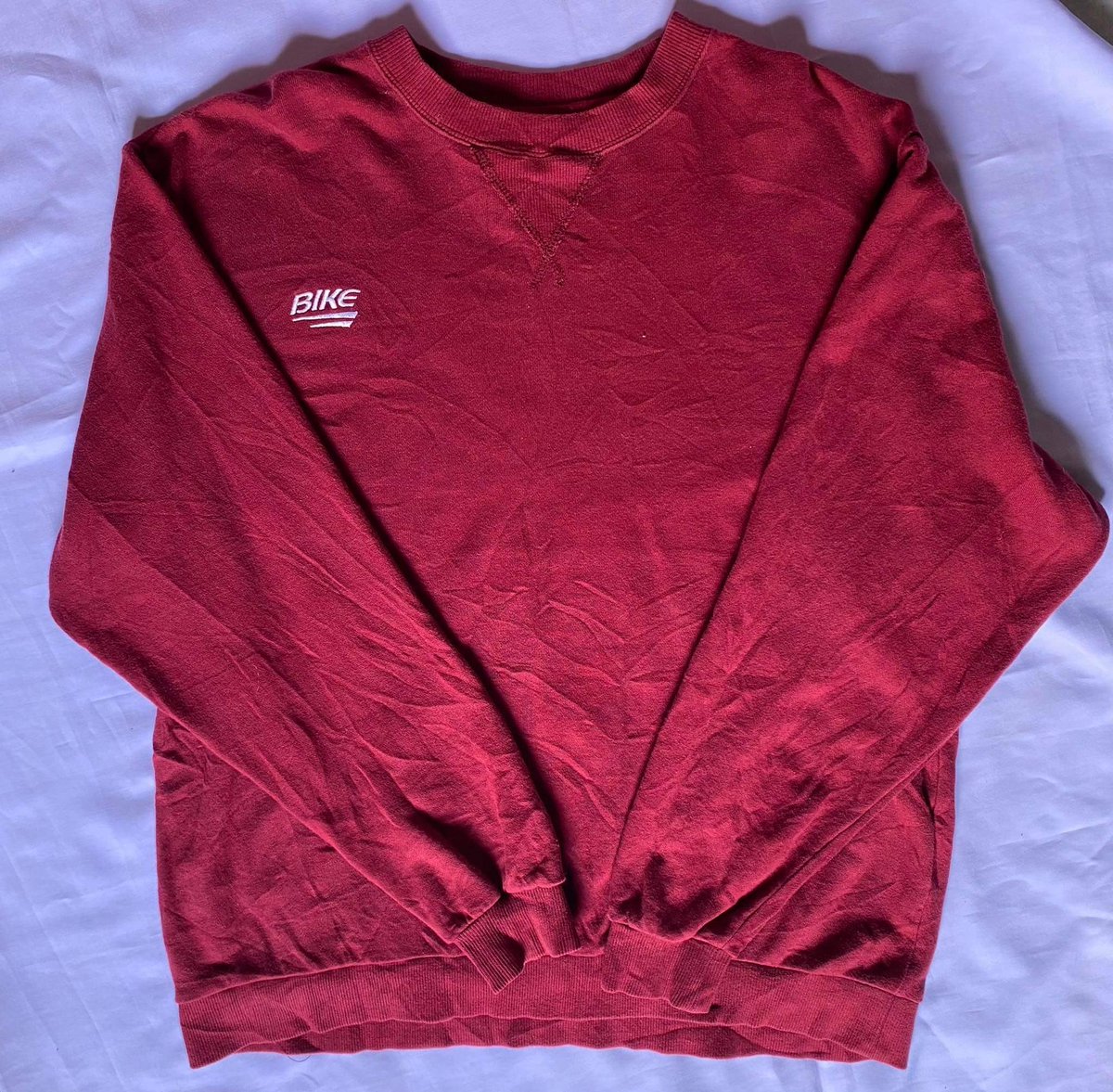 __B_e_e__'s tweet photo. 59฿ ทุกตัว #เสื้อผ้ามือสอง #ส่งต่อเสื้อผ้ามือสองราคาถูก #เสื้อผ้ามือสองสภาพดี #เสื้อผ้ามือ2 https://t.co/UC9fog9EG1