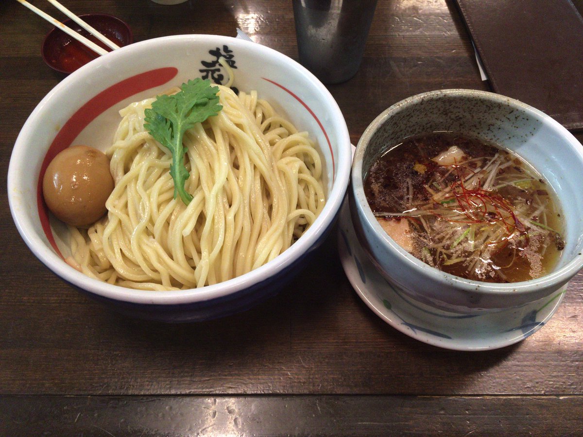 O型 tweet media