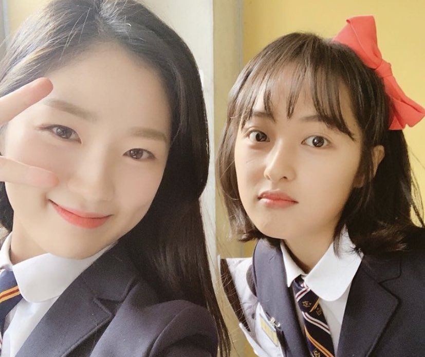actress kim bora praised hyeyoon in her ig story🥺
"you're indeed capable of showing a variety of things with just your gaze alone
eat a lot &amp; please star in more projects (forcing you to)
instead of calling you a close dongsaeng of mine, can i call you a close sunbae..? (heh)"