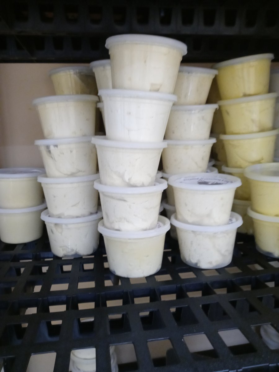 unclejuan537's tweet photo. https://t.co/ppBTG1wqdz
😍 Whipped to perfection in so many different fragrances. Our butters are Soft, fluffy and incredibly smooth! Can be used directly on the skin everyday without any form of refinement. Available in various sizes for Distribution and wholesale. https://t.co/kIuwy5bd4W