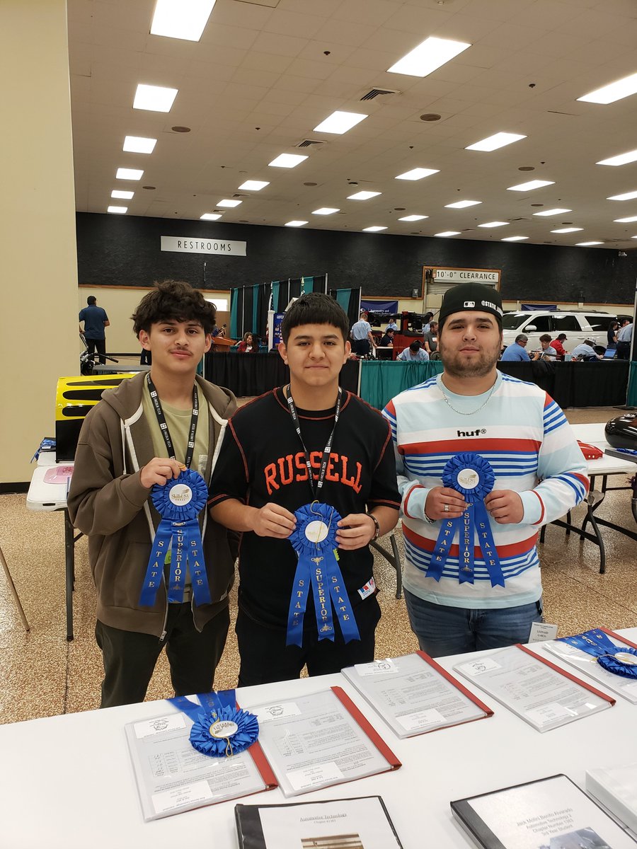 MchiAdvautotech's tweet photo. My @SkillsUSA  automotive students earned superior ratings on their projects this past weekend. So proud of these kids for making it to state. @McAllenISDCTE @McHiPride https://t.co/eCyqe61YoO